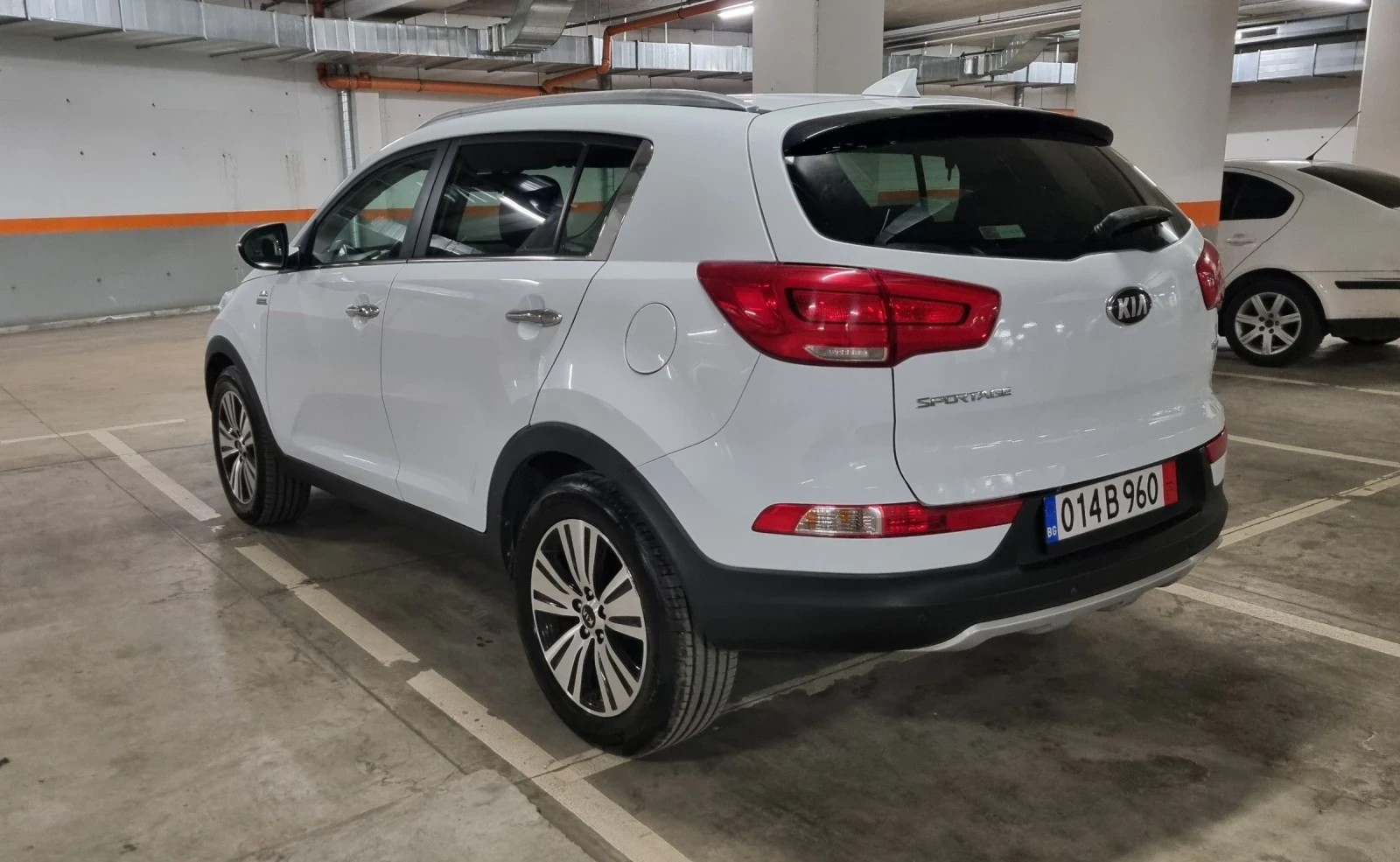 Kia Sportage 4x4 2.0CRDI AWD FEEL REBEL - изображение 4