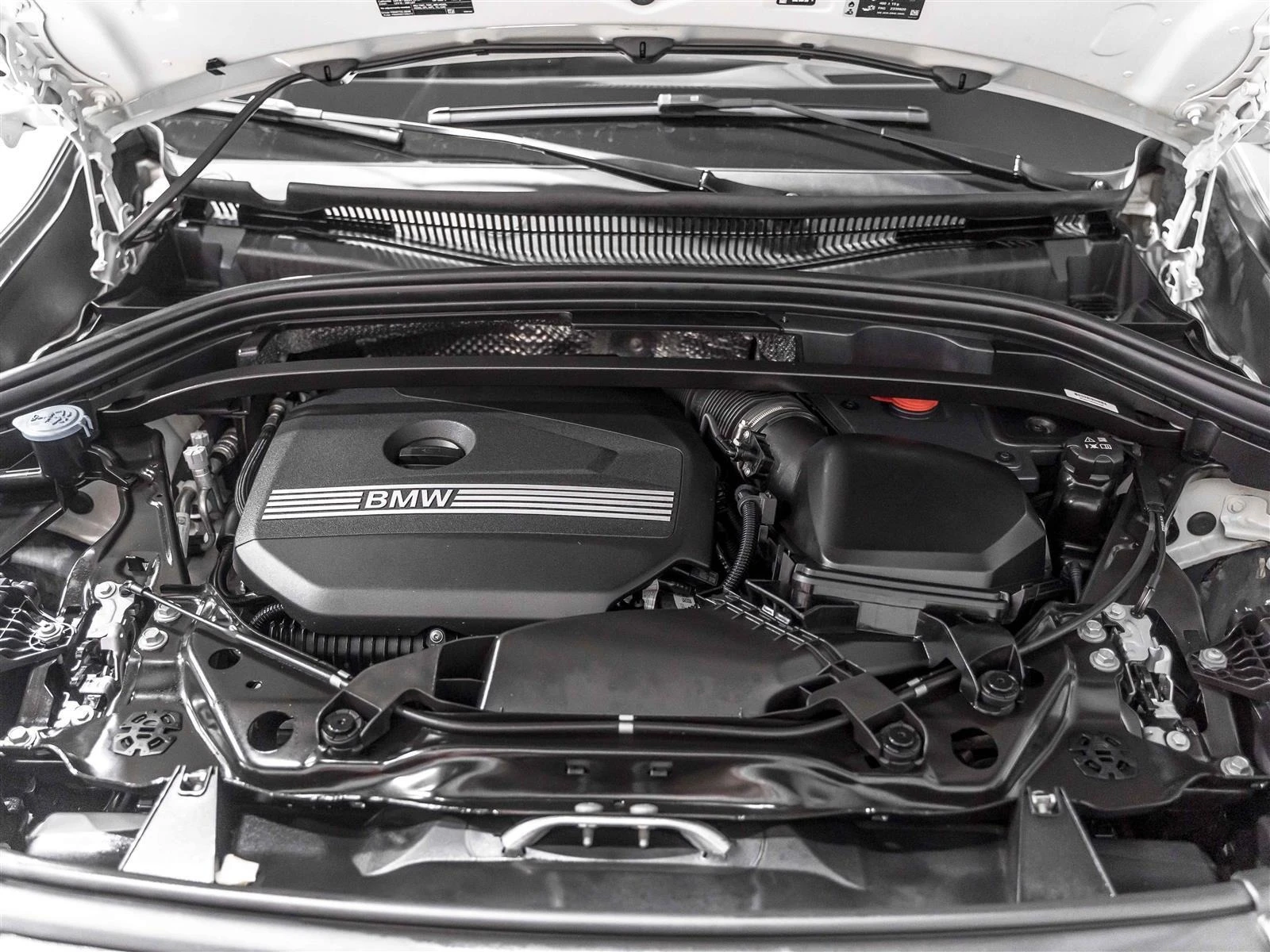 BMW X1 xDrive28i С РЕГИСТРАЦИЯ & АВТО КРЕДИТ - изображение 5