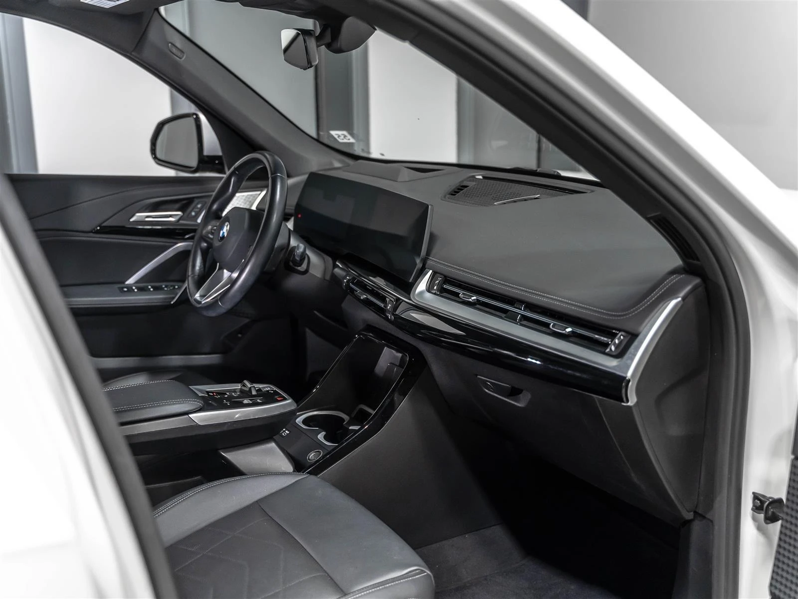 BMW X1 xDrive28i � ����������� & ���� ������ | Mobile.bg � ����������� 13