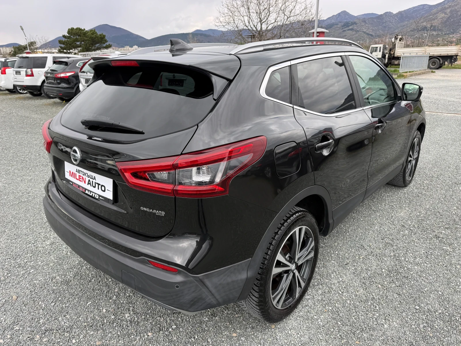 Nissan Qashqai (KATO НОВА), снимка 6 - Автомобили и джипове - 54147763