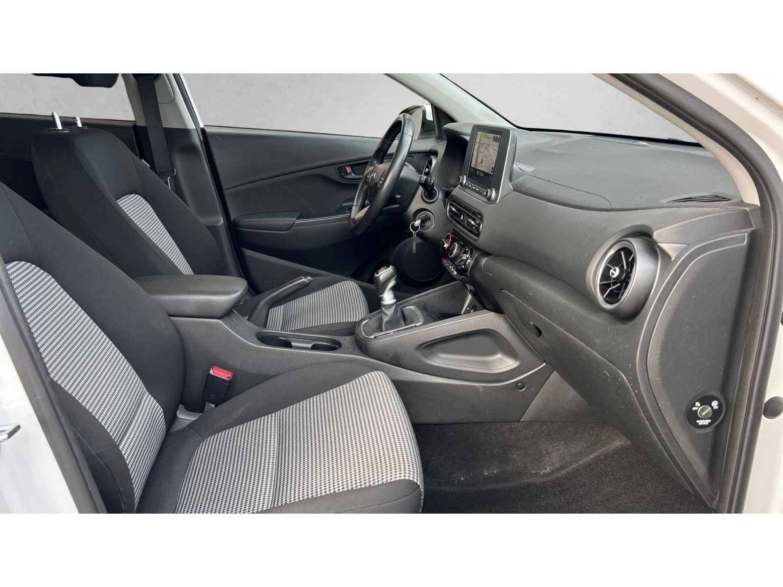 Hyundai Kona 1. 0T-GDI  M/T, Месечна вноска от 190  , снимка 9 - Автомобили и джипове - 54556155
