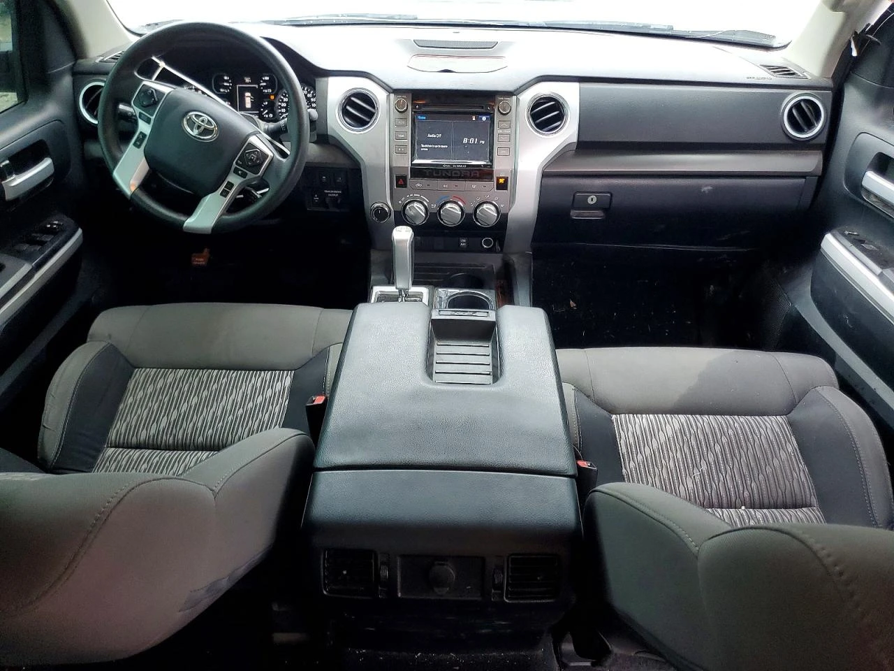Toyota Tundra 5.7l Crewmax Sr5, снимка 8 - Автомобили и джипове - 55382737