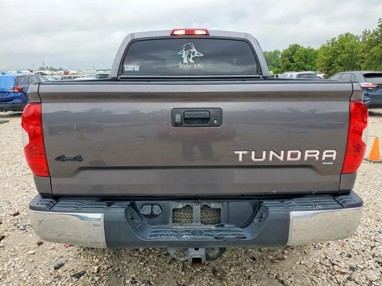 Toyota Tundra 5.7l Crewmax Sr5, снимка 6 - Автомобили и джипове - 55382737