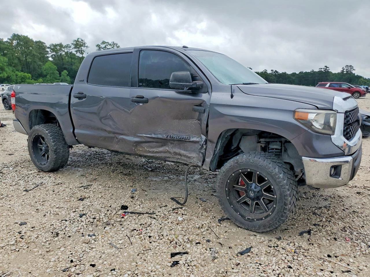 Toyota Tundra 5.7l Crewmax Sr5, снимка 4 - Автомобили и джипове - 55382737