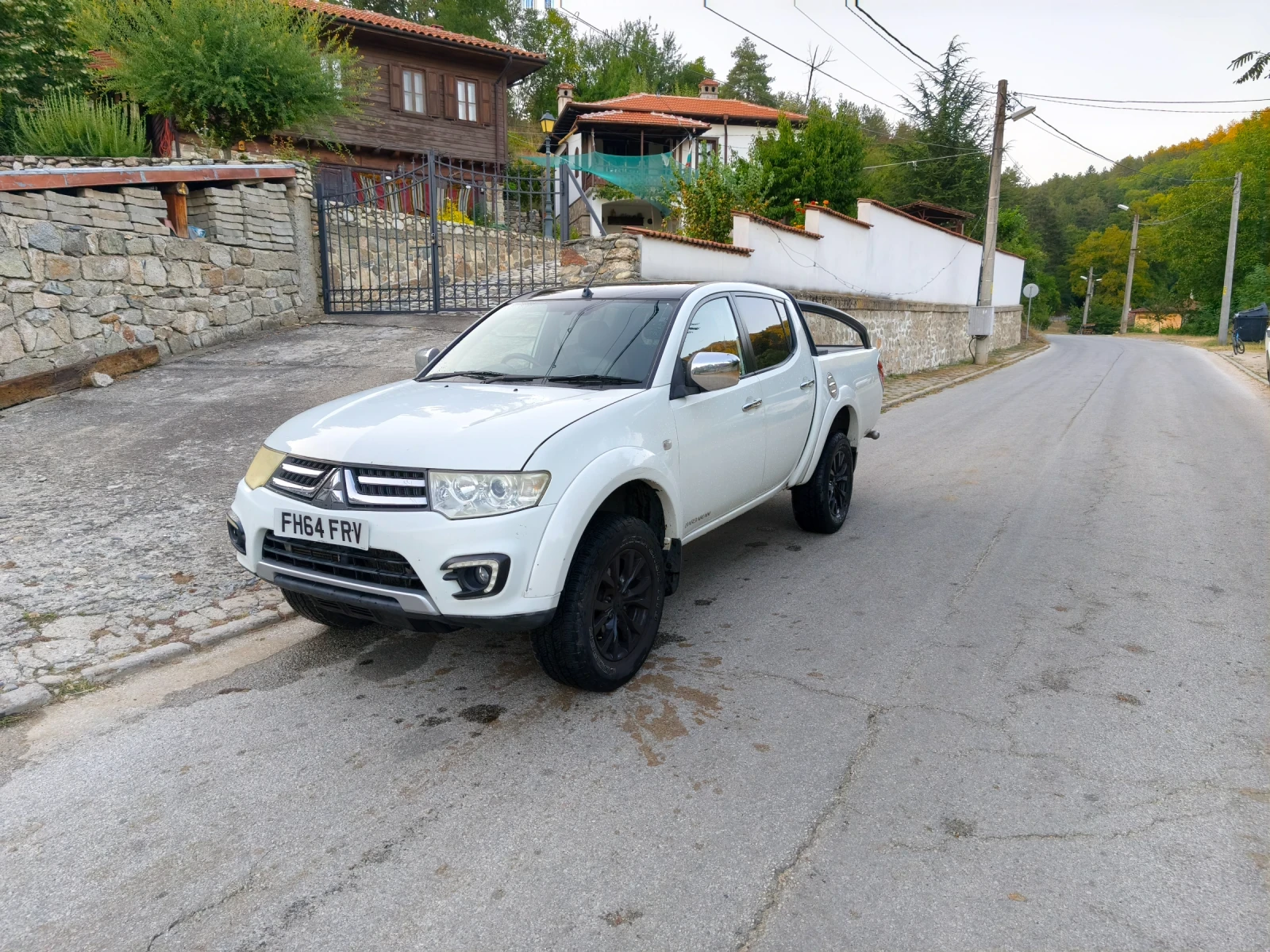 Mitsubishi L200, снимка 2 - Автомобили и джипове - 55730688