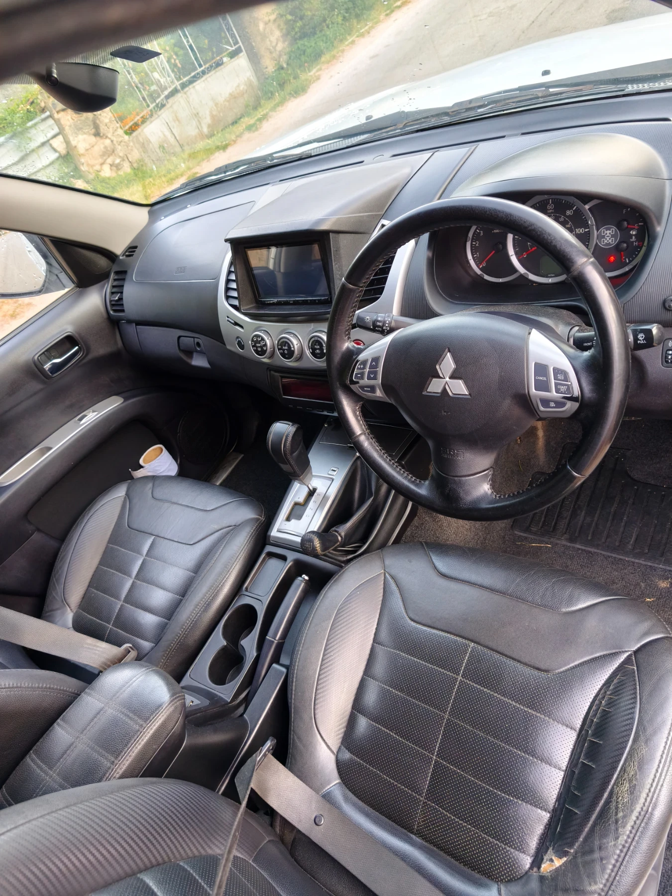 Mitsubishi L200, снимка 6 - Автомобили и джипове - 55730688