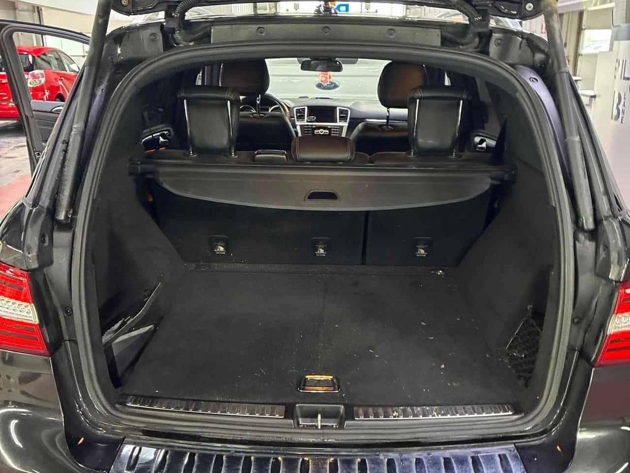 Mercedes-Benz ML 350 * 4MATIC 4dr BlueTEC* АВТОКРЕДИТ* , снимка 14 - Автомобили и джипове - 56230432