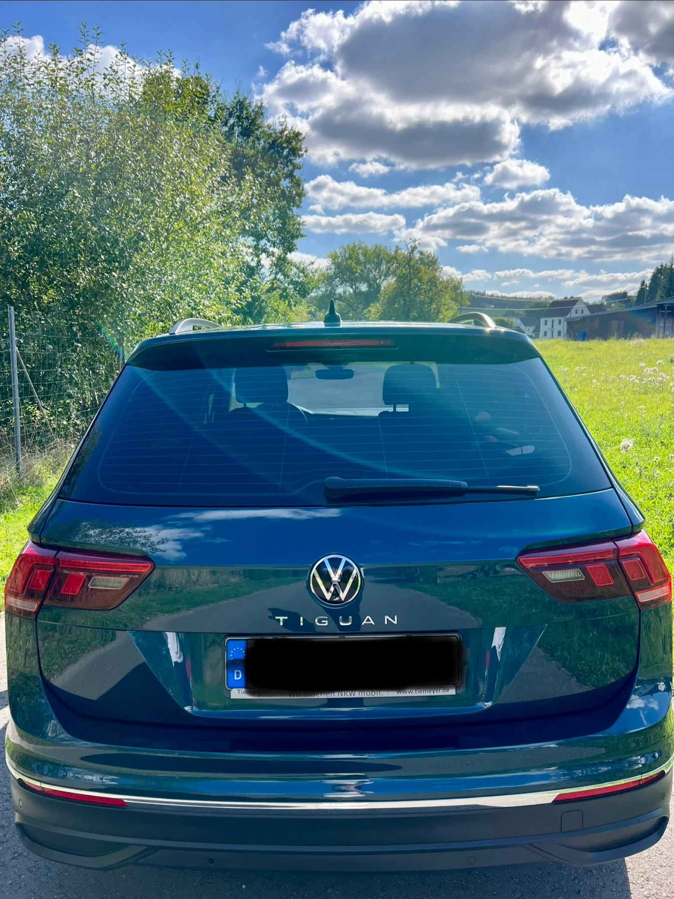 VW Tiguan, снимка 5 - Автомобили и джипове - 56496530