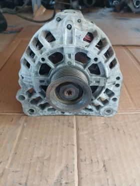 03D 903 025 H алтернатор Skoda Fabia , снимка 1