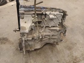 Блок за двигател Тойота аурис 1.6 1zr