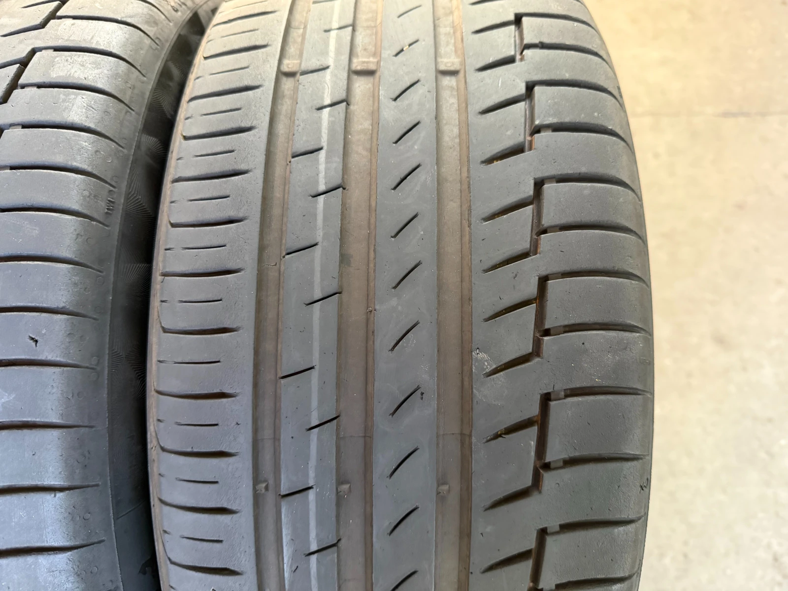 Гуми Летни 225/45R17, снимка 3 - Гуми и джанти - 55486237