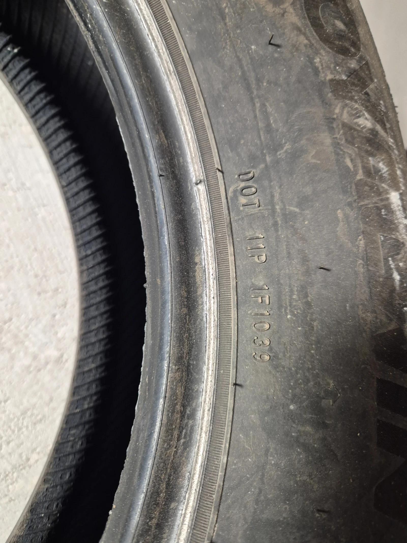 Гуми Зимни 215/65R16, снимка 6 - Гуми и джанти - 56655985