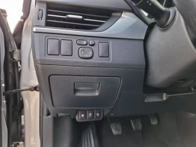 Toyota Avensis 1.8 147 кс., снимка 11