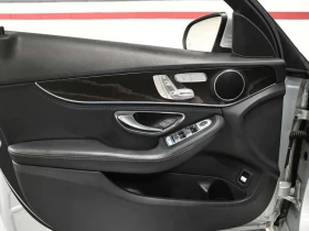 Mercedes-Benz C 300 * CARFAX * ЦЕНА ДО БГ, снимка 11