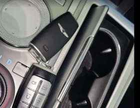 Genesis GV80 2.5T Select/ПАНОРАМА/ДИСТРОНИК, снимка 12