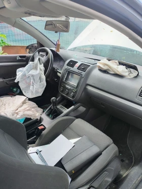 VW Golf 1.6фси, снимка 6