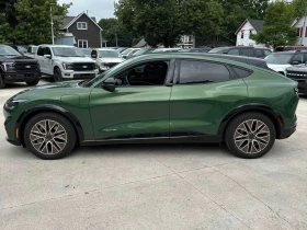 Ford Mustang Mach-E * Premium * АВТОКРЕДИТ БЕЗ ПЪРВОНАЧАЛНА ВНОСКА* , снимка 2