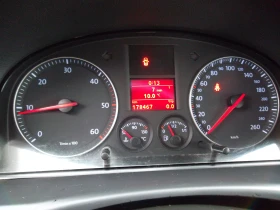 VW Touran 1.9 TDI-105 7 местна, снимка 8