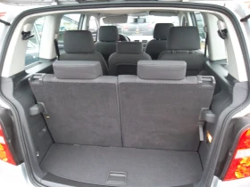 VW Touran 1.9 TDI-105 7 местна, снимка 12