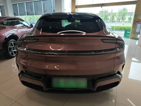 Xiaomi YU7 XIAOMI YU7 MAX AWD 101.7kWh | Mobile.bg � ����� ������ 5