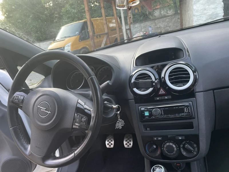 Opel Corsa OPC LINE 1.4 , снимка 11 - Автомобили и джипове - 46825128