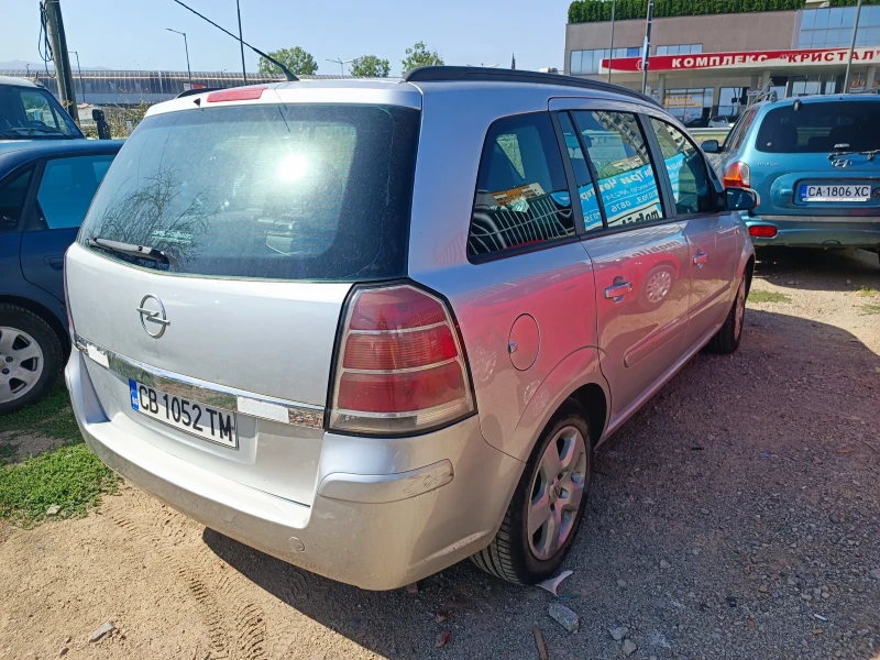 Opel Zafira 1.6i бензин-ГАЗ, снимка 4 - Автомобили и джипове - 47104138