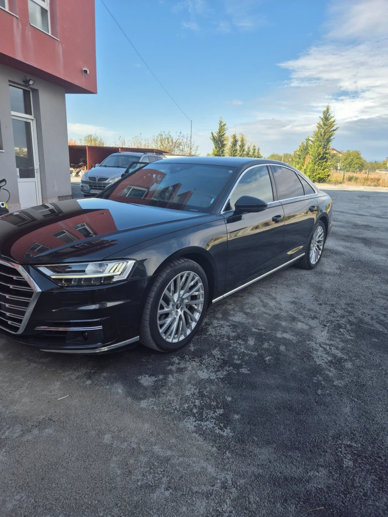 Audi A8, снимка 2 - Автомобили и джипове - 48106975