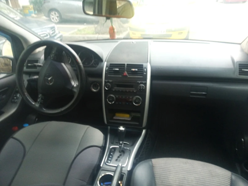 Mercedes-Benz A 150 Avantgarde, снимка 3 - Автомобили и джипове - 52296307