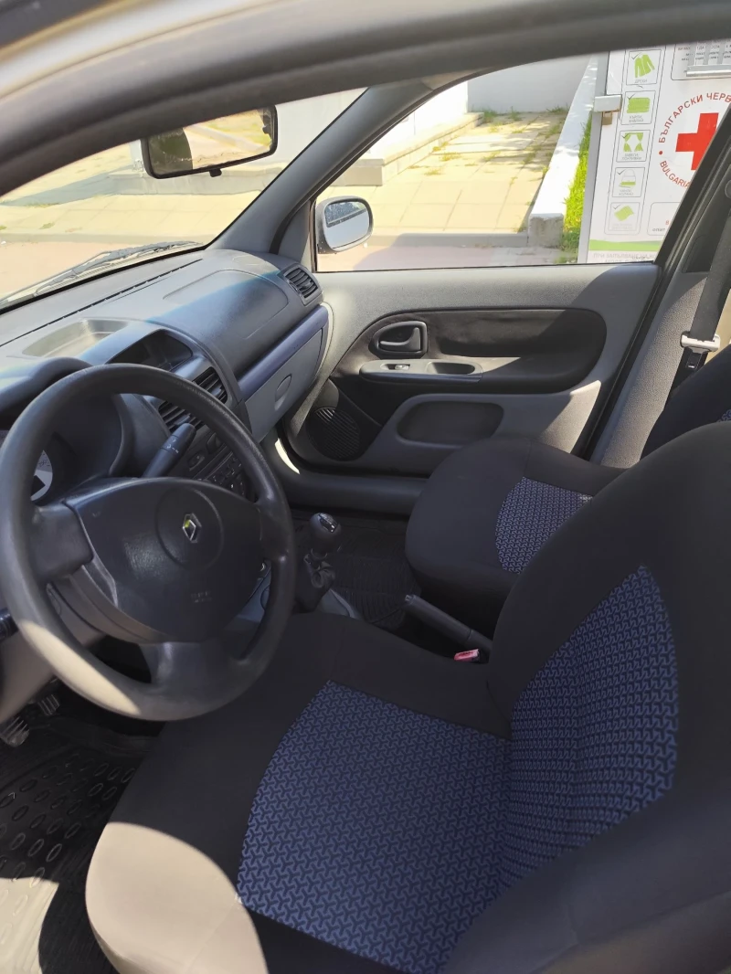 Renault Clio, снимка 5 - Автомобили и джипове - 51982176