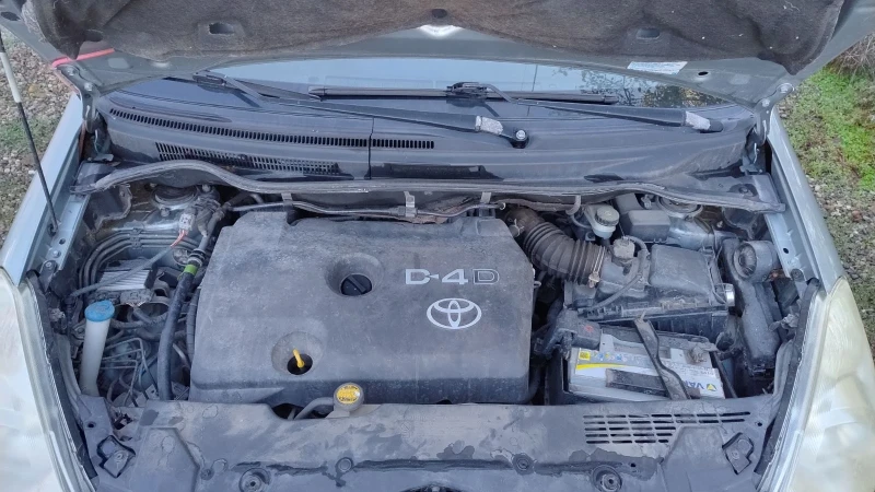 Toyota Verso Бартер за малко тракторче , снимка 15 - Автомобили и джипове - 52170274