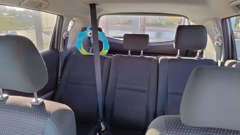 Toyota Verso Бартер за малко тракторче , снимка 13 - Автомобили и джипове - 52170274