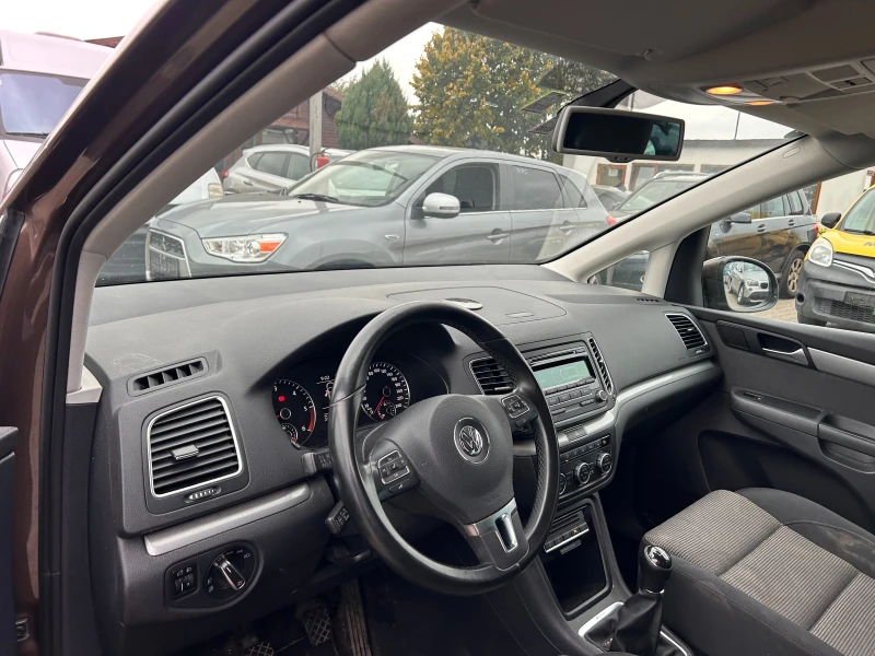 VW Sharan 2.0TDI 4MOTION NAVI EURO 5, снимка 11 - Автомобили и джипове - 52524507
