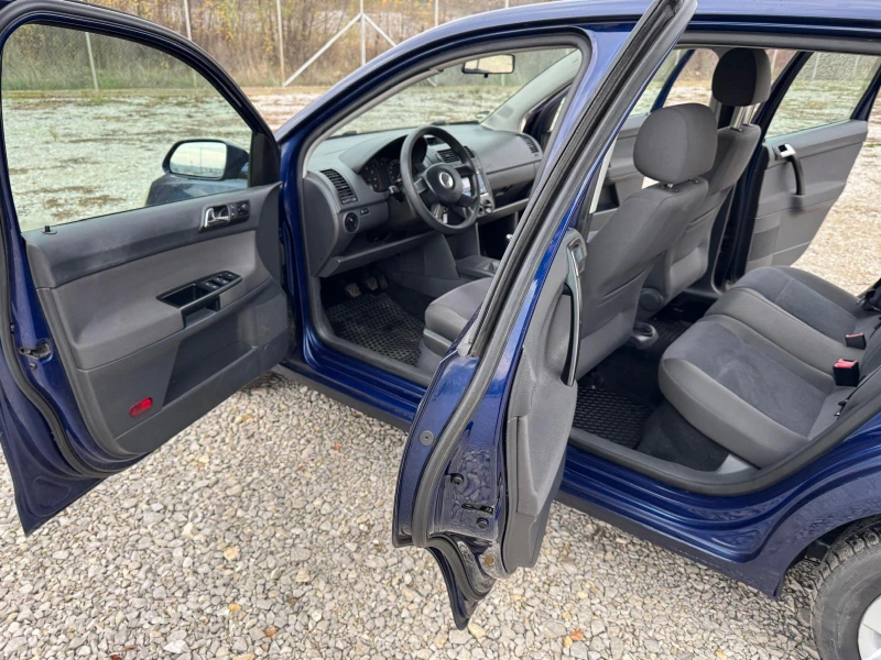 VW Polo 1.4 i, снимка 14 - Автомобили и джипове - 52578987