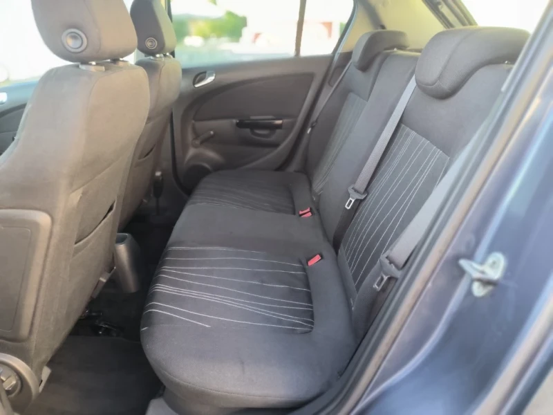 Opel Corsa 1.2 Газ-Бензин , снимка 9 - Автомобили и джипове - 52628363