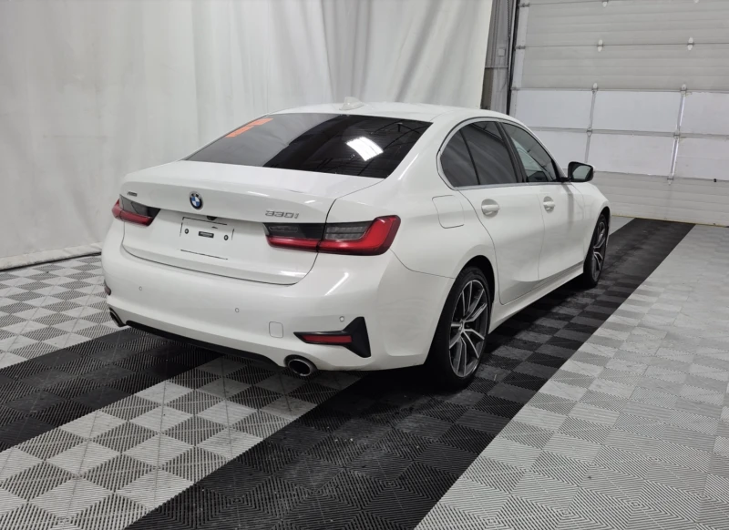 BMW 330 XDRIVE, снимка 3 - Автомобили и джипове - 52637501