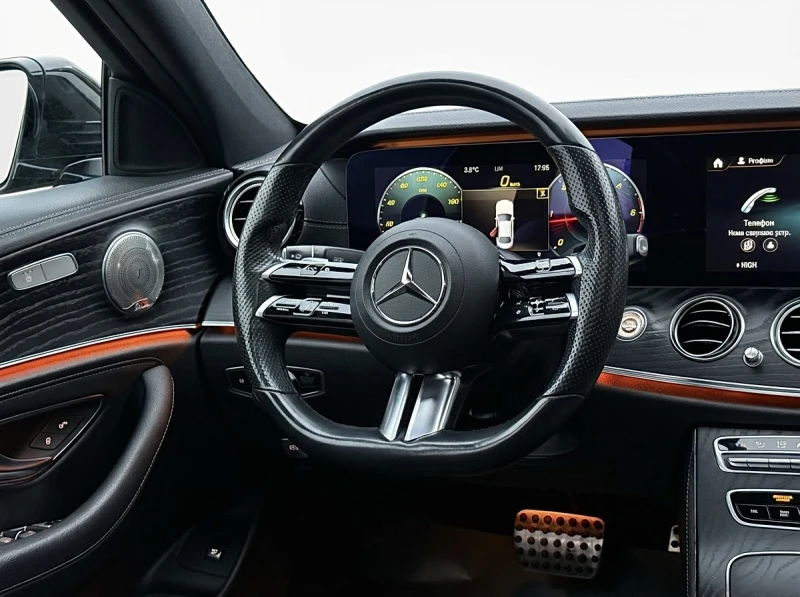 Mercedes-Benz E 220, снимка 7 - Автомобили и джипове - 53025017