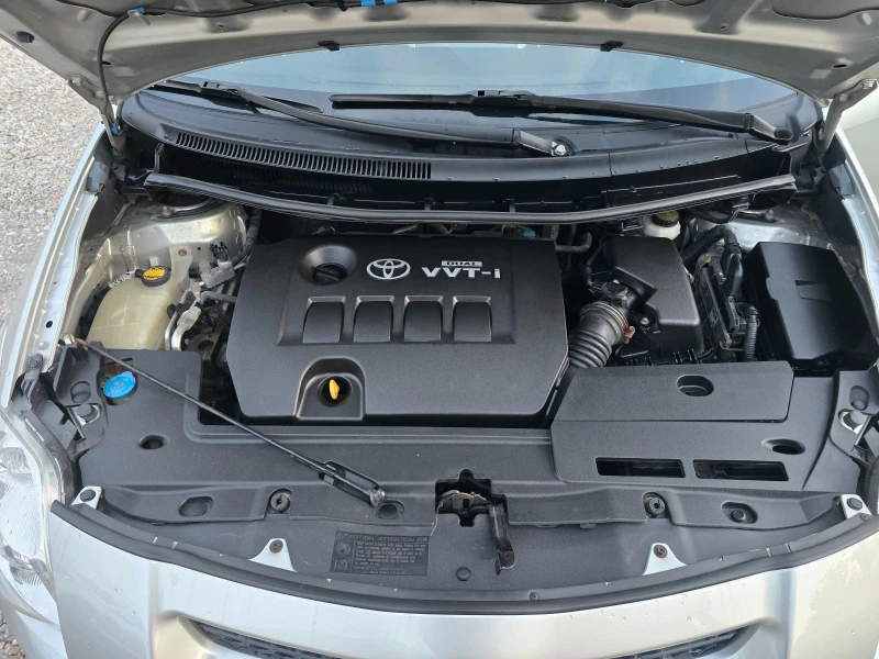 Toyota Auris 1.6VVTI /125КС/EXECUTIVE/, снимка 17 - Автомобили и джипове - 53192265