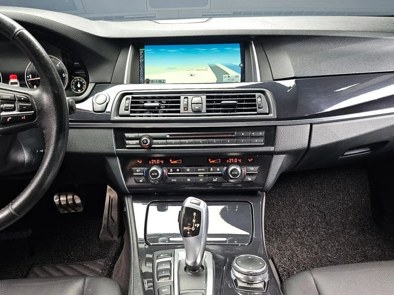 BMW 520 520d xDrive M Aero Dynamic| 190к.с.| ВКЛ.ТЕХНОТЕСТ, снимка 13 - Автомобили и джипове - 55217460