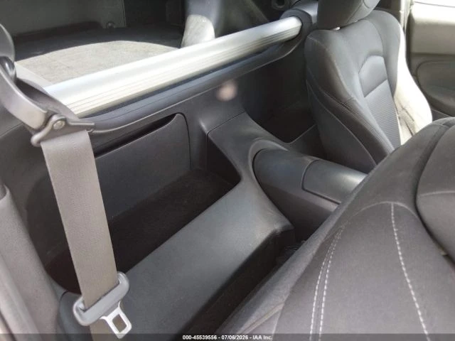 Nissan 370Z РЪЧКА, снимка 8 - Автомобили и джипове - 56113980