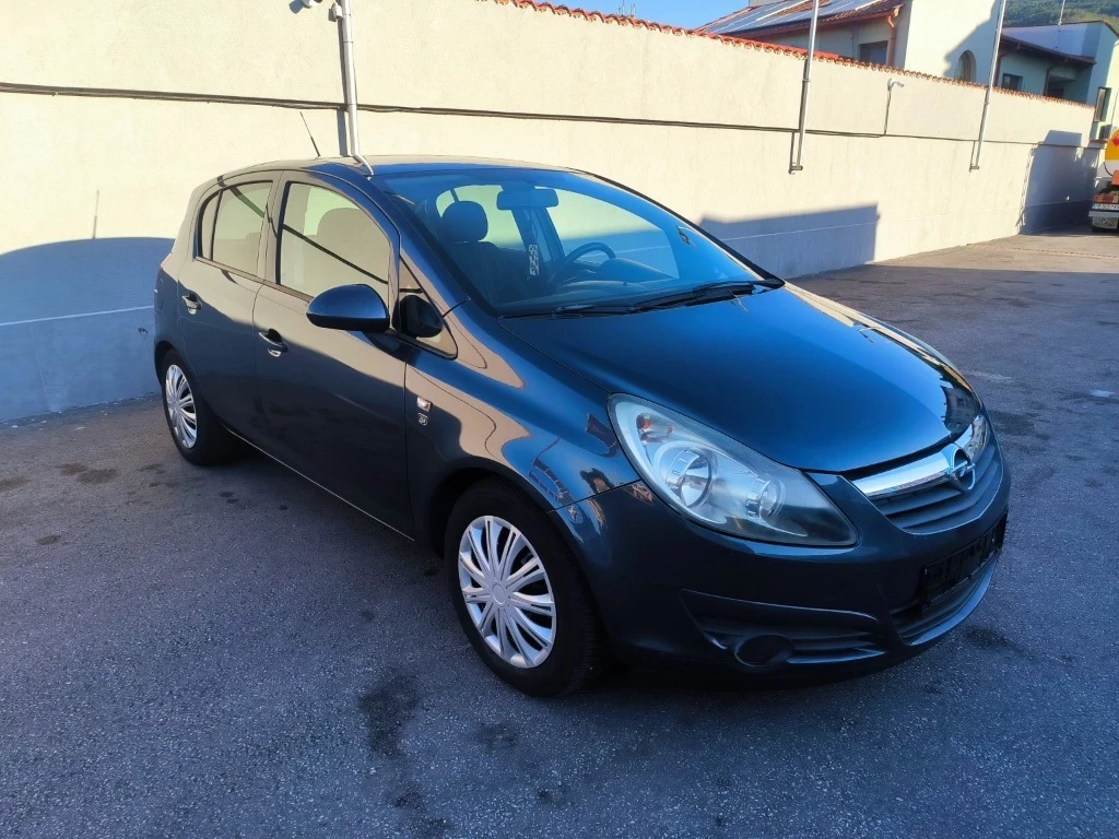 Opel Corsa 1.2 Газ-Бензин , снимка 1