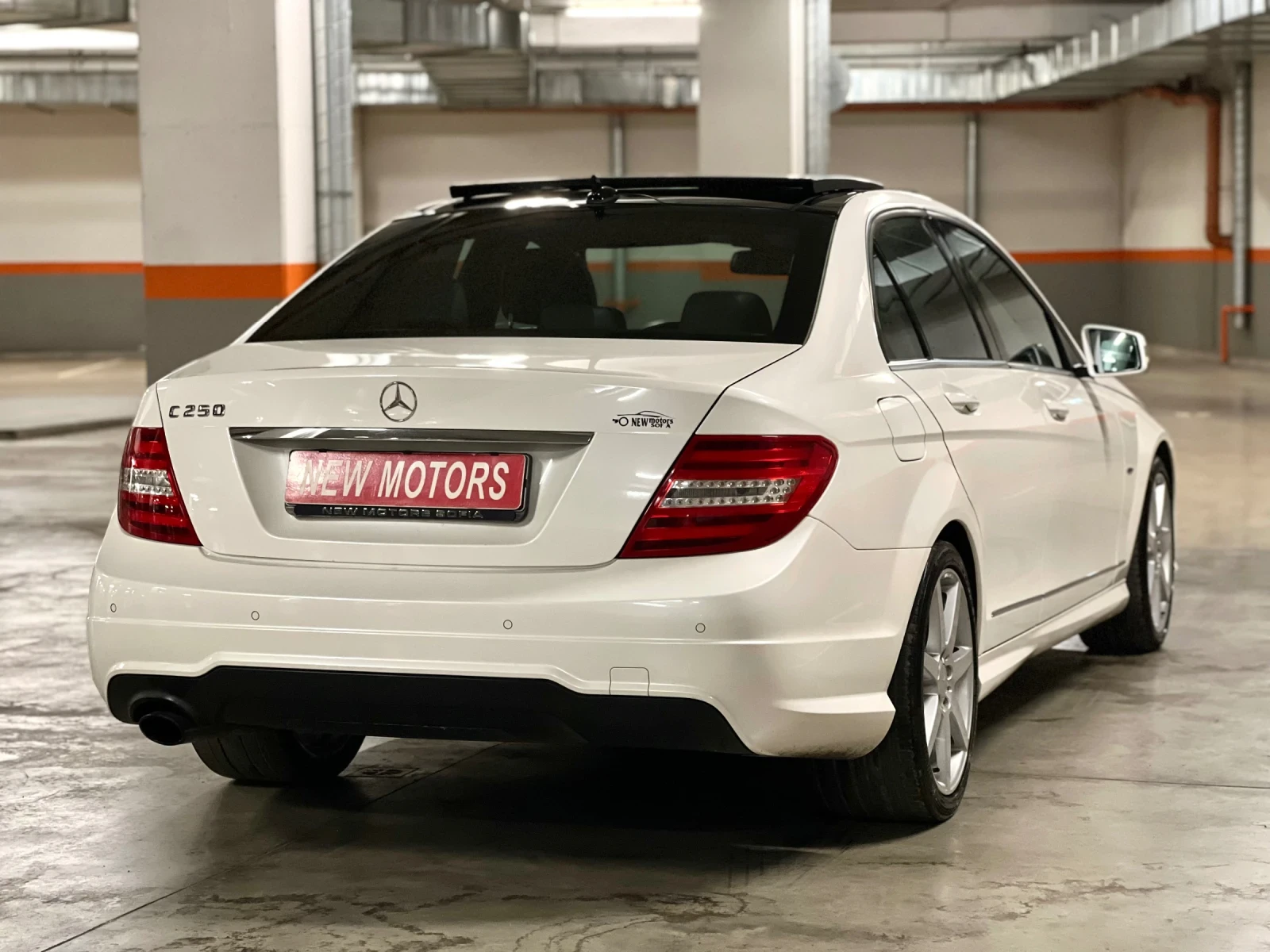 Mercedes-Benz C 250 -AMG-Line-Panorama-Лизинг през Уникредит  - изображение 7