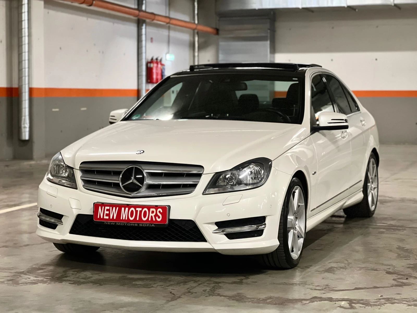 Mercedes-Benz C 250 -AMG-Line-Panorama-Лизинг през Уникредит  - [1] 