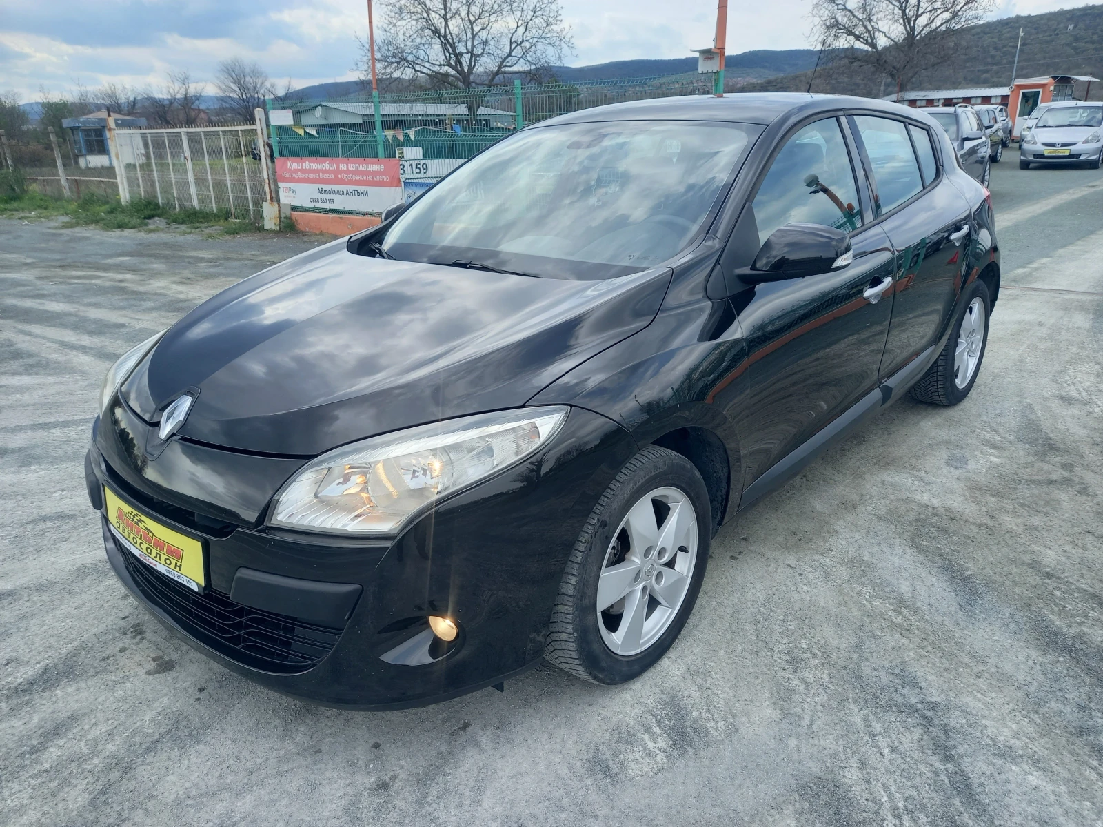 Renault Megane 1.5 DCI - 110 KC.  6 - СК  ОБСЛУЖЕНА ТОП - изображение 3