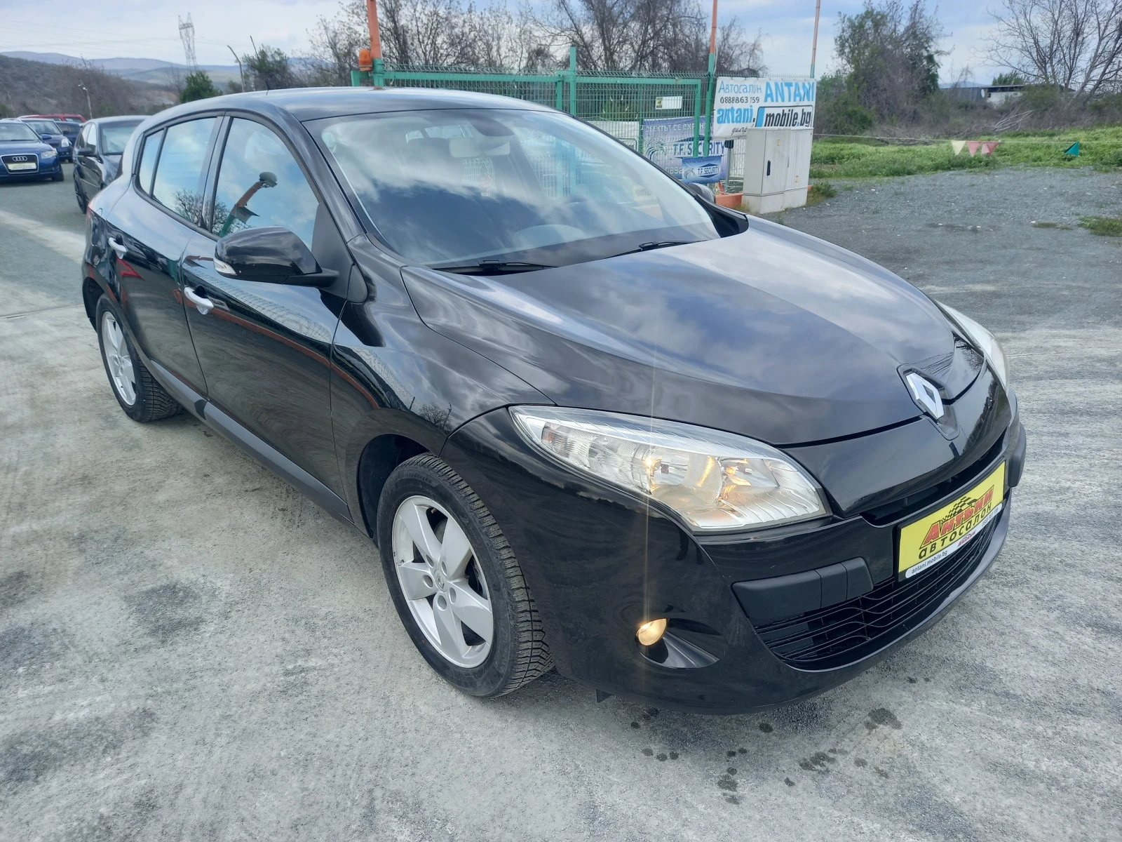 Renault Megane 1.5 DCI - 110 KC.  6 - СК  ОБСЛУЖЕНА ТОП - изображение 4