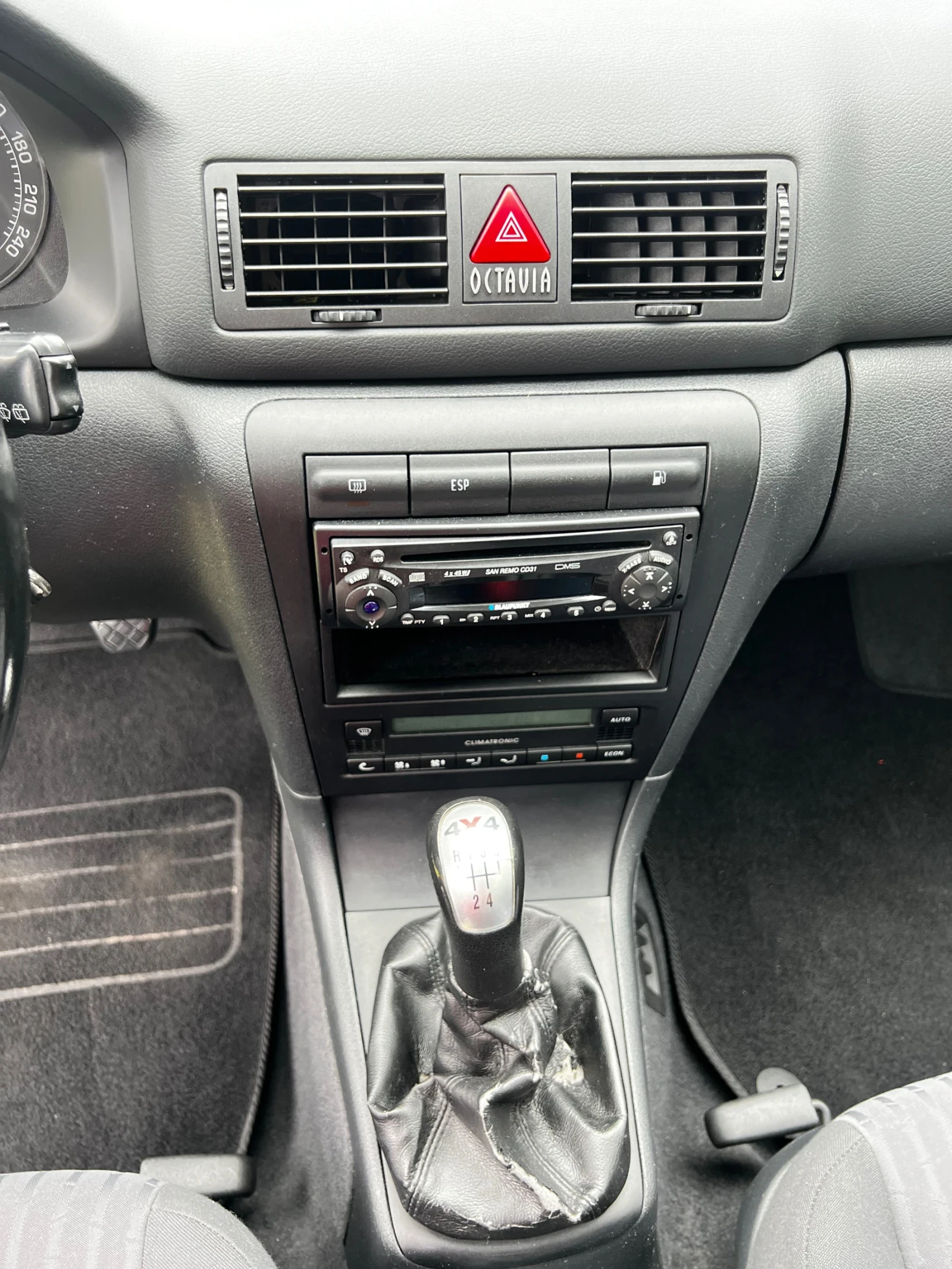 Skoda Octavia 1.8T 4x4 - изображение 10