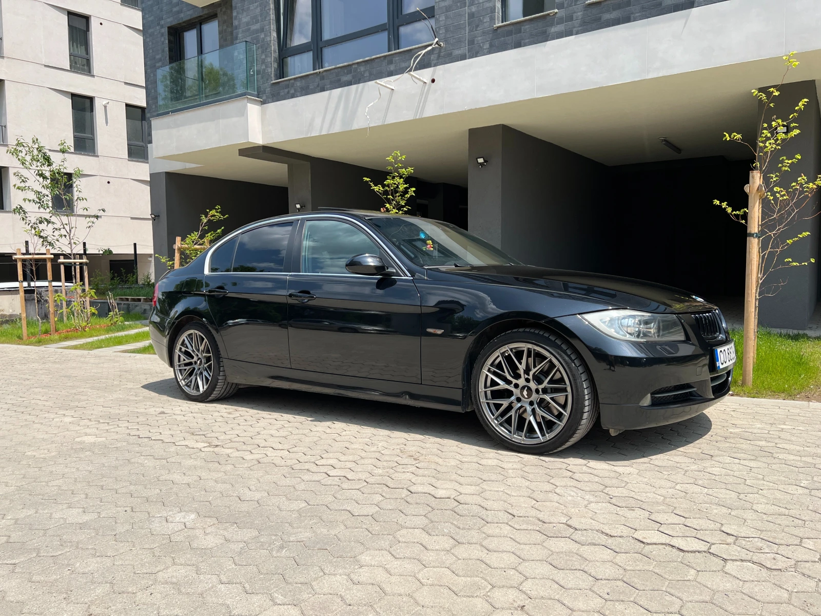BMW 330  - изображение 4