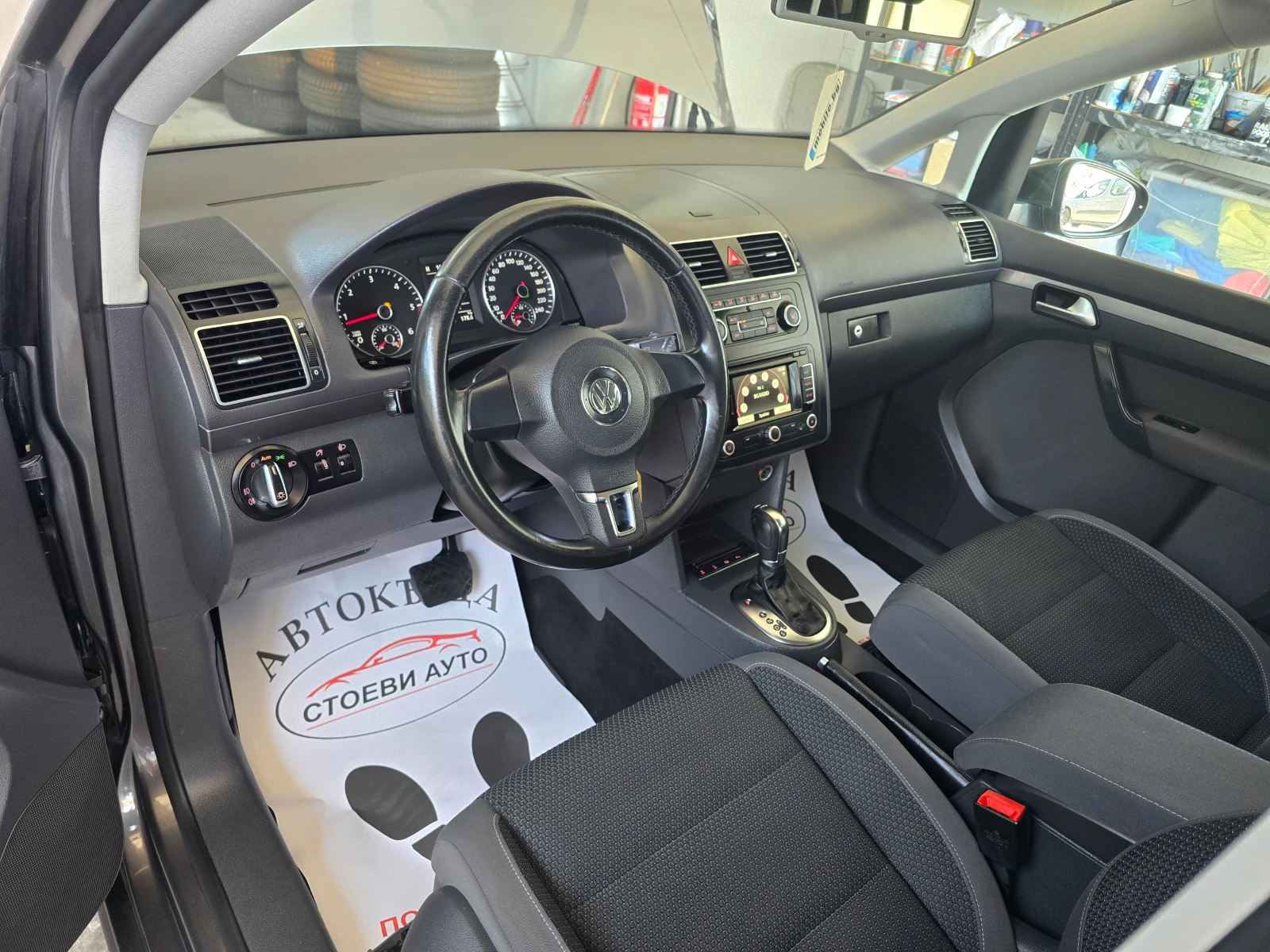 VW Touran 1.6* TDI* DSG* Нави* ЕВ5 - изображение 10
