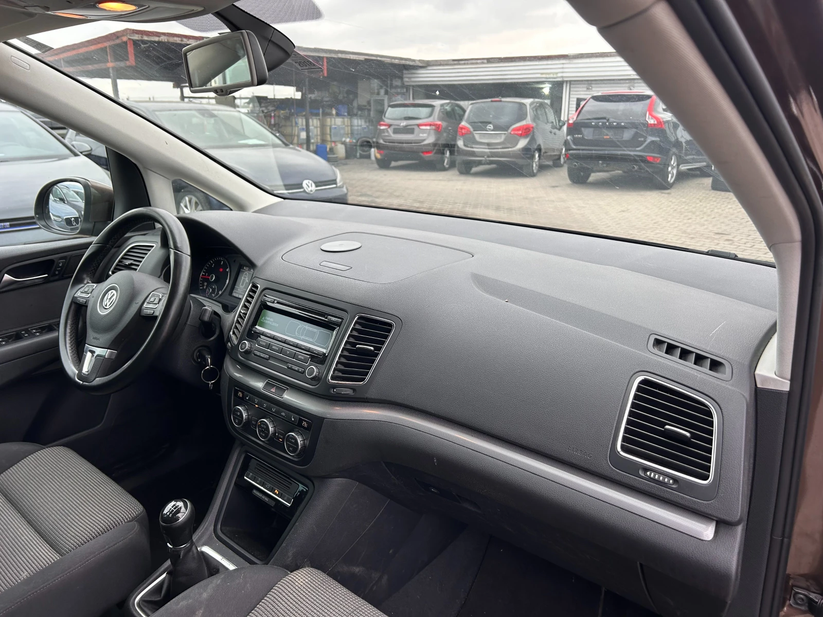 VW Sharan 2.0TDI 4MOTION NAVI EURO 5 - изображение 10
