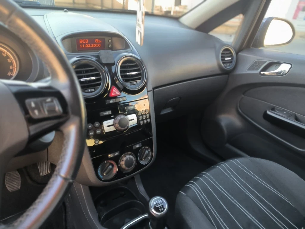 Opel Corsa 1.2 Газ-Бензин  - изображение 10