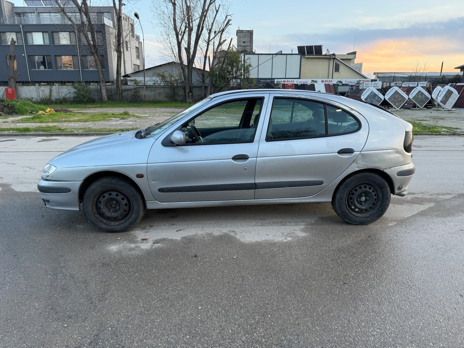 Renault Megane 1, 6 газ/бензин - изображение 5